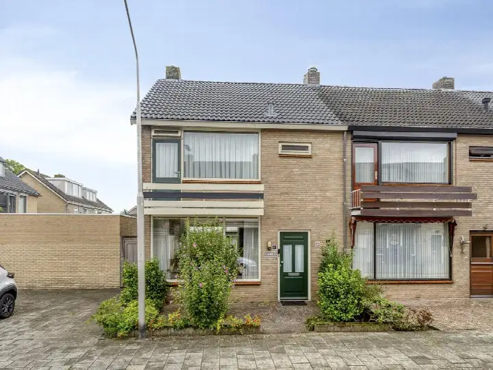 Hoekwoning te koop: Wagnerlaan 1, Vijfhoeven Vlijmen