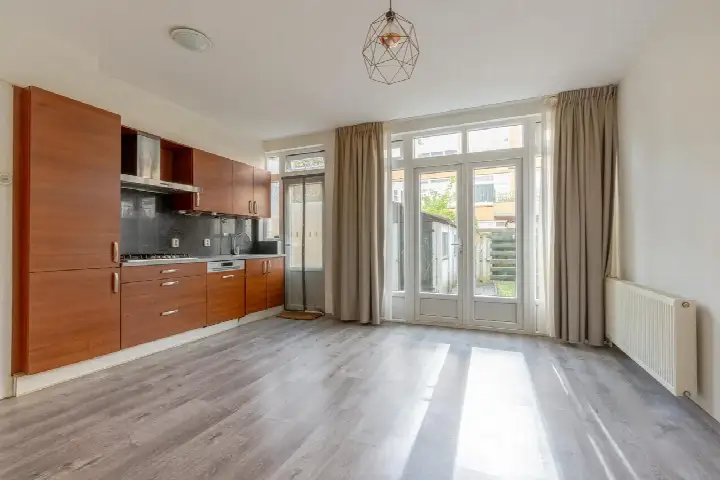 Appartement te koop: Walchersestraat 73A, Carnisse Rotterdam