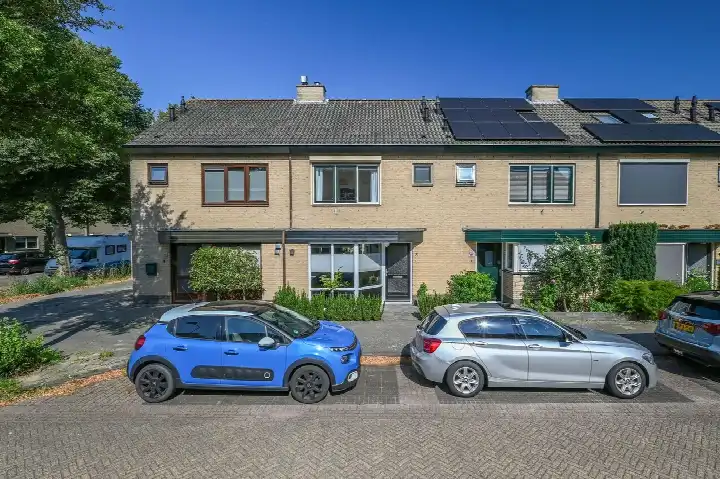 Terraced house for sale: Wallenbergstraat 3, Putten-Stationsstraat industriegebied Putten