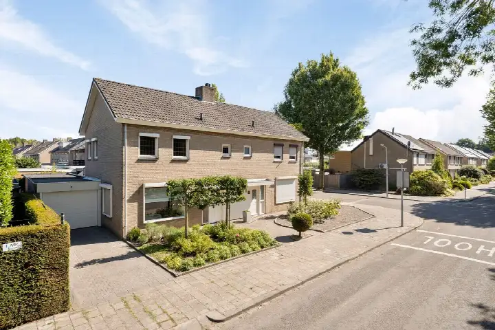 Semi-detached for sale: Walramstraat 1, Moesel Weert