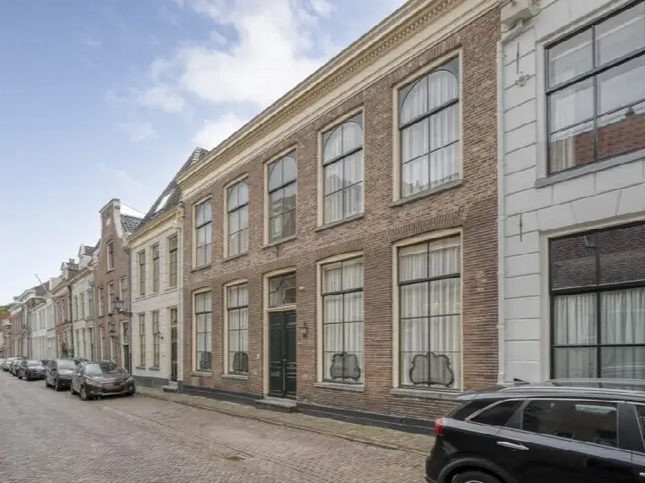 Terraced house for sale: Walstraat 12, Binnenstad-Zuid Zwolle