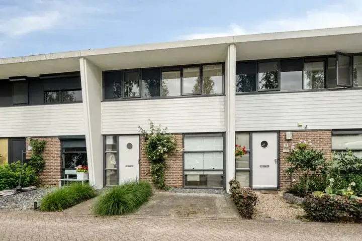 Tussenwoning te koop: Warande 17, Hogeland Epe