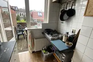 Kamer te huur: Warmoesstraat, Oosterpoort Groningen