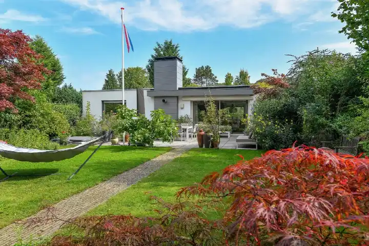 Vrijstaande woning te koop: Warnsbornlaan 4, Bakenberg Arnhem