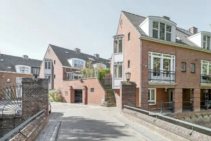 Hoekwoning te koop: Water en Vuurplein 1, Binnenstad centrum 'S-Hertogenbosch