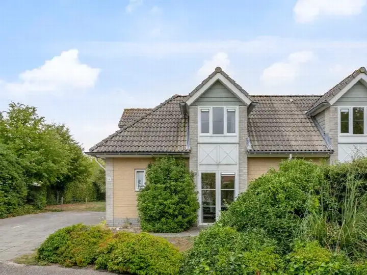 Twee-onder-één-kap te koop: Watergang 10, Verspreide huizen Kamperland Kamperland