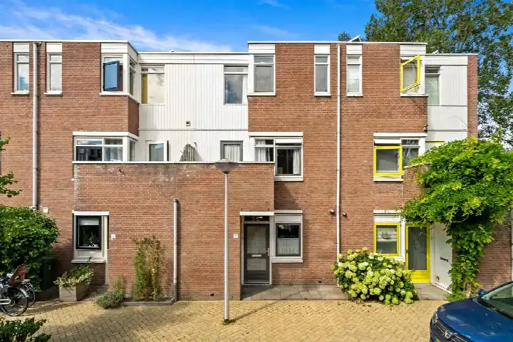 Tussenwoning te koop: Waterhoenstraat 11, Vogelbuurt-West Delft