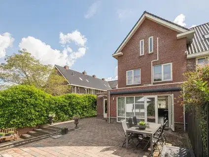 Corner house for sale: Waterland 28, Bolnes Ridderkerk