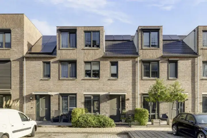 Tussenwoning te koop: Waterlinie 152, Sleeuwijk oost Sleeuwijk