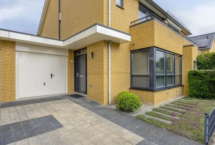 Tussenwoning te koop: Watermunt 33, Volgerlanden-West Hendrik-Ido-Ambacht