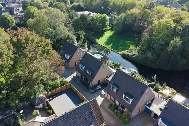 Tussenwoning te koop: Watersnip 18, Rozenburg Rozenburg