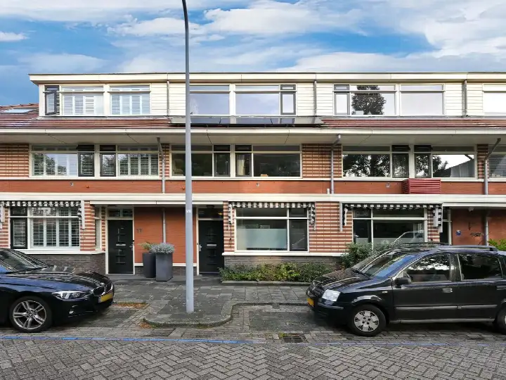 Terraced house for sale: Watertorenlaan 13, Voorburg West zuid Voorburg