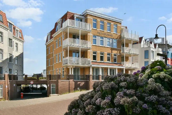 Appartement te koop: Watertorenplein 22, Brederode- Gerkestraat e.o. Zandvoort