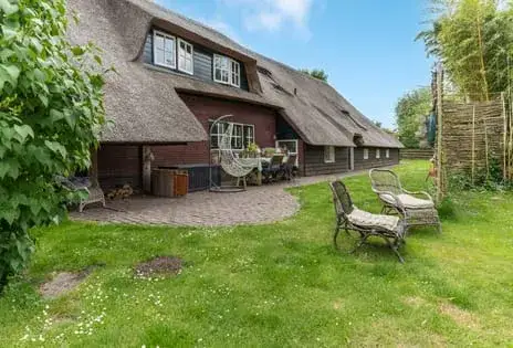 Detached house for sale: Weelsedijk 26, Strijen Woonkern Strijen