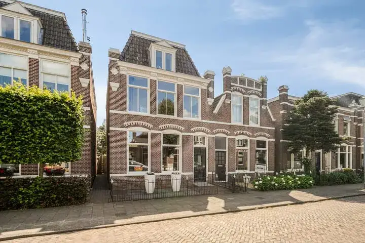 Vrijstaande woning te koop: Weerdstraat 53, Koninginnebuurt Meppel
