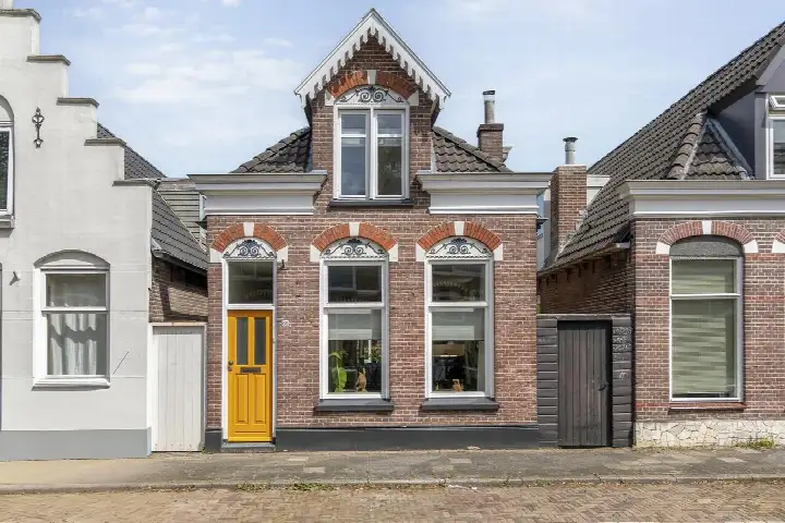 Vrijstaande woning te koop: Weerdstraat 60, Koninginnebuurt Meppel