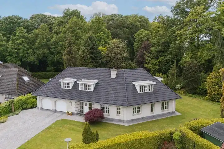 Detached house for sale: Weerninklanden 25, Stroinkslanden Noord-Oost Enschede