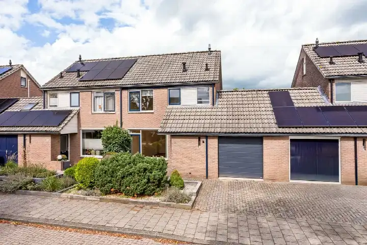 Terraced house for sale: Weerselosestraat 235, Stroom-Esch Borne