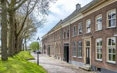 Tussenwoning te koop: Weeshuiswal 7, Buren-Oude Kern Buren
