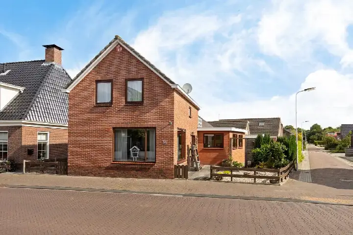 Vrijstaande woning te koop: Weibuorren 51, Ureterp-Centrum Ureterp