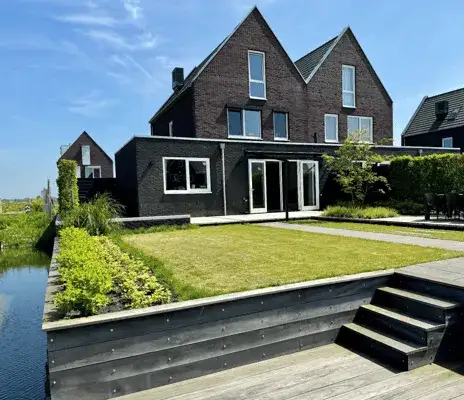 Twee-onder-één-kap te koop: Weidemolen 7, de Maricken-Veenzijde Wilnis