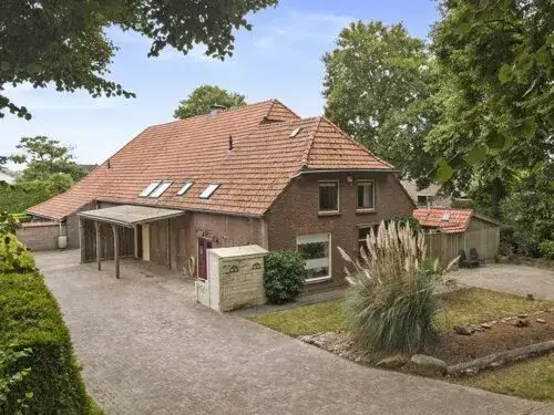 Vrijstaande woning te koop: Weikesstraat 14, Alem Alem