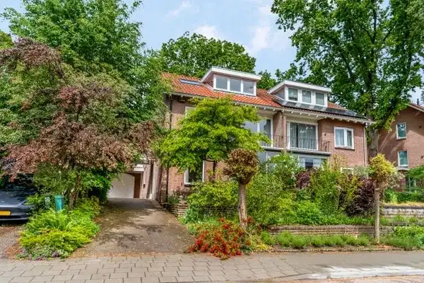 Semi-detached for sale: Weissenbruchstraat 16, Sterrenberg Arnhem