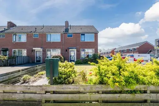 Corner house for sale: Wessel Gansfortstraat 40, Aduard Aduard