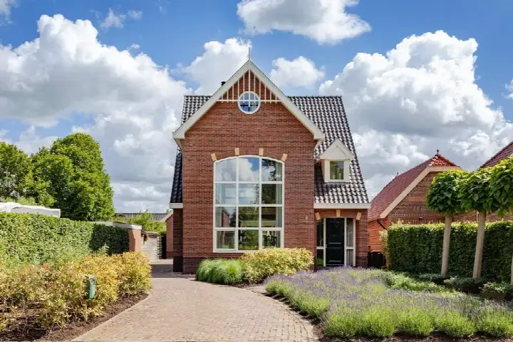 Detached house for sale: West 16, West en omgeving Avenhorn