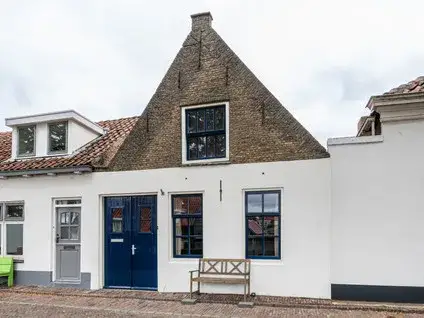 Tussenwoning te koop: Westdijk 33, Sommelsdijk centrum Sommelsdijk