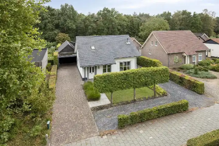 Detached house for sale: Westelbeersedijk 65, Verspreide huizen Middelbeers Oost West En Middelbeers