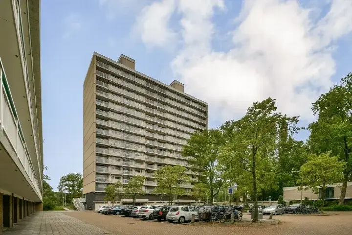 Home for sale: Westelijk Halfrond, Boekenbuurt Amstelveen