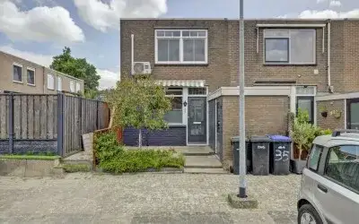 Corner house for sale: Westerdiep 35, Merwedepolder-Oost Dordrecht