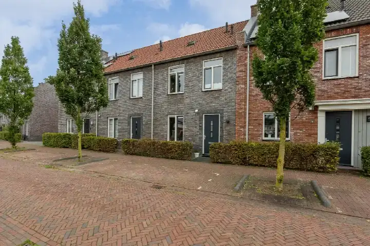 Tussenwoning te koop: Westerwal 16, Kloosterveste Assen