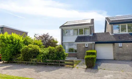Hoekwoning te koop: Westsingel 80, Kern Axel Axel