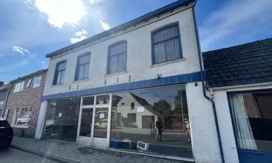 Terraced house for sale: Weststraat 5, Kern Biervliet Biervliet
