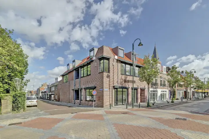 Appartement te koop: westvoorstraat 22A, Dinteloord Dinteloord