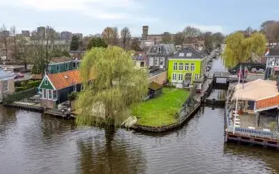 Twee-onder-één-kap te koop: Westzijde 214, Oud West Zaandam
