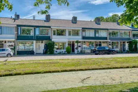 Tussenwoning te koop: Weteringsingel 11, Dorp Hendrik-Ido-Ambacht