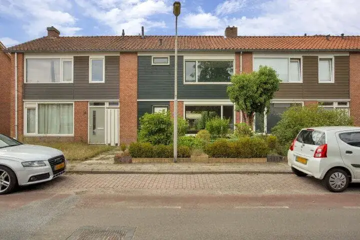 Terraced house for sale: Wethouder Hassingstraat 10, Overdinkel kern Overdinkel