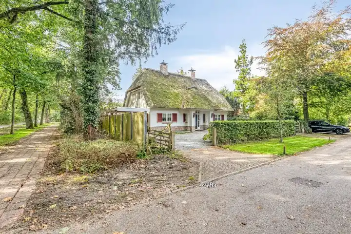 Detached house for sale: Wethouder Noordamweg 1, Maarn-Dorp Maarn