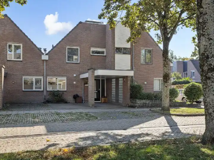 Terraced house for sale: Weverseind 20, Heihoek Oss