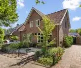 Twee-onder-één-kap te koop: Weversweg 25, Tuindorp 't Lansink Hengelo