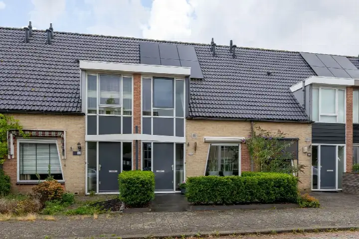 Terraced house for sale: Wezenweid 20, Spierdijkerweg en omgeving Spierdijk