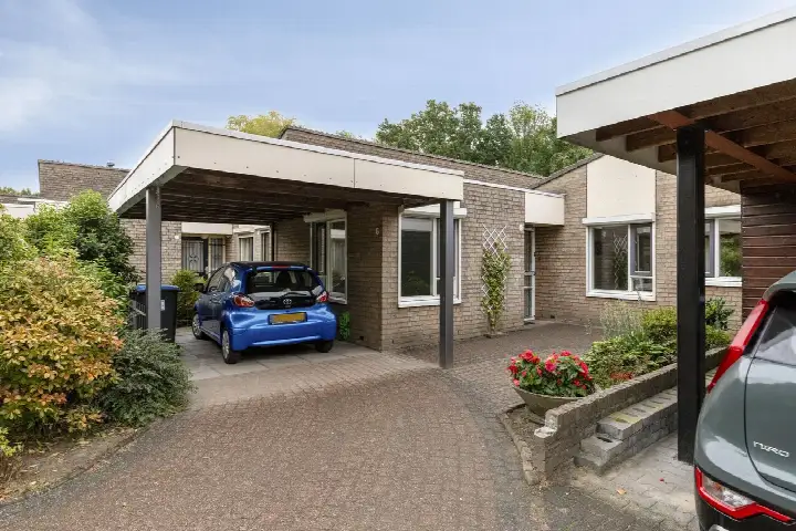 Tussenwoning te koop: Wickenburg 6, Genderbeemd Eindhoven