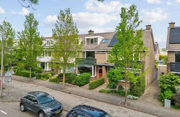 Tussenwoning te koop: Wiegerbruinlaan 57, Zijdelwaard Uithoorn