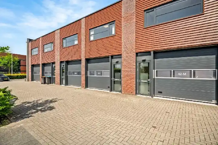 Tussenwoning te koop: Wiekenweg 42L, De Wieken Amersfoort