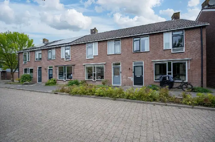 Tussenwoning te koop: Wielewaal 11, Broekvelden-Zuidoost Bodegraven