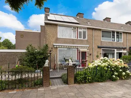 Terraced house for sale: Wielingenstraat 30, Merwedepolder-Oost Dordrecht
