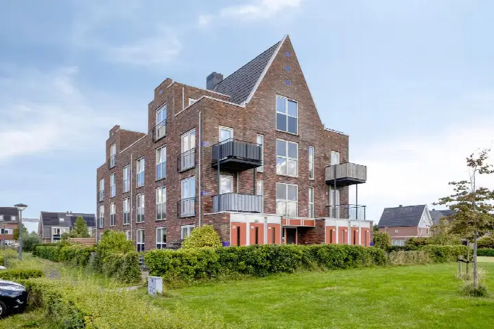Appartement te koop: Wierdijk 128, Bangert en Oosterpolder - Buurt 35 02 Zwaag